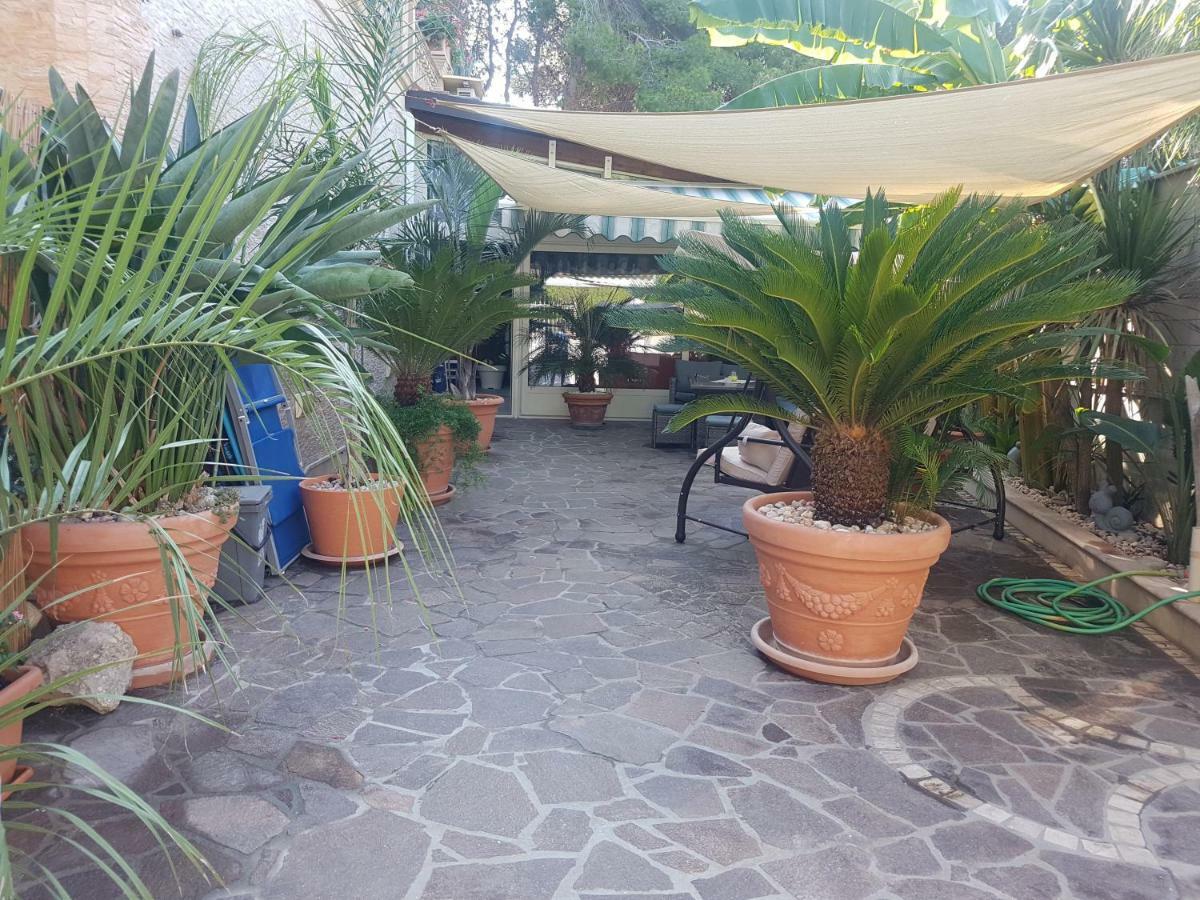Villa Relax Sul Mare Gallipoli Exterior photo